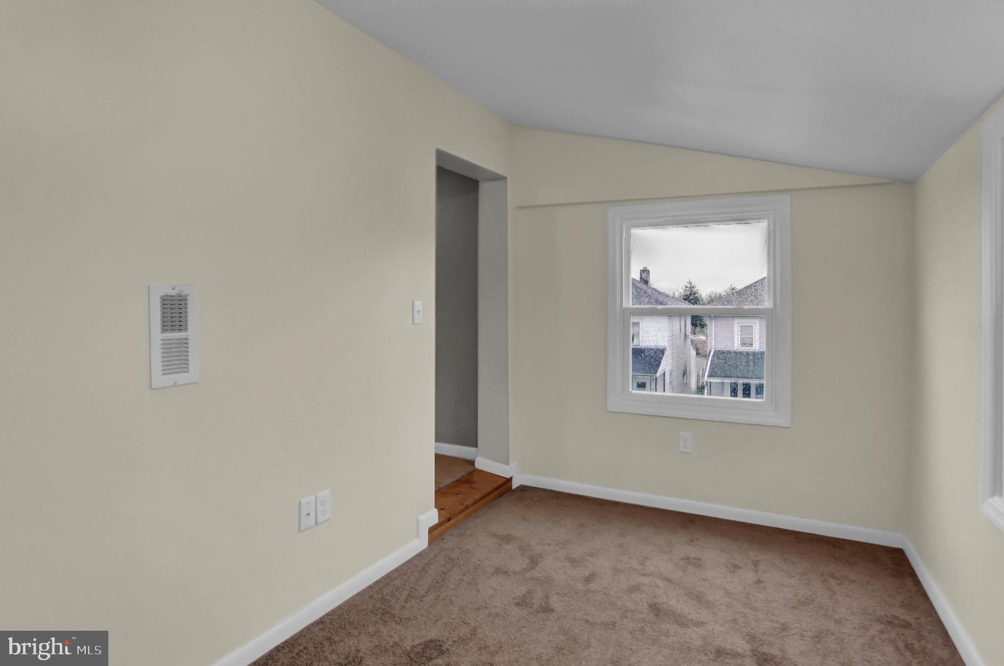 346 Springdale Road York, PA 17403 - Photo 27 of 38 Gallery Image 27