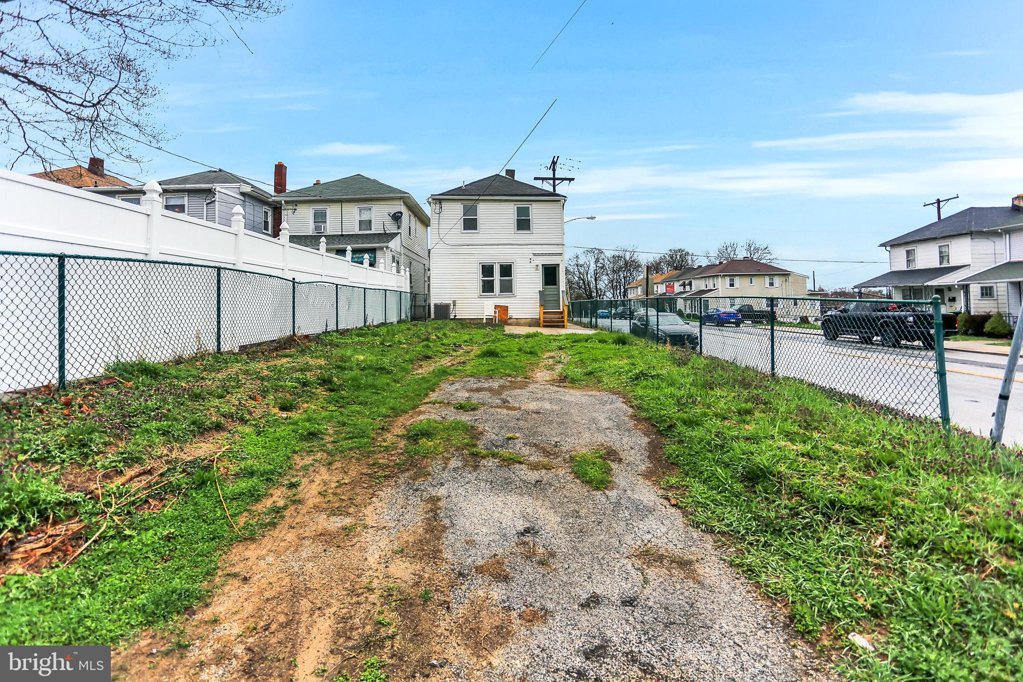 346 Springdale Road York, PA 17403 - Photo 31 of 38 Gallery Image 31