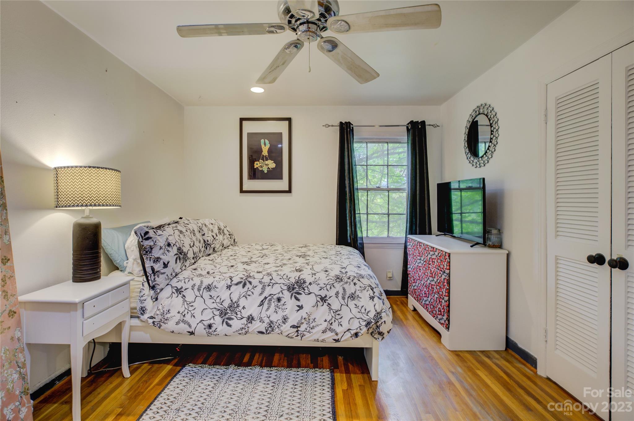 5914 Sharon Road Charlotte, NC 28210 - Photo 13 of 31 Gallery Image 13