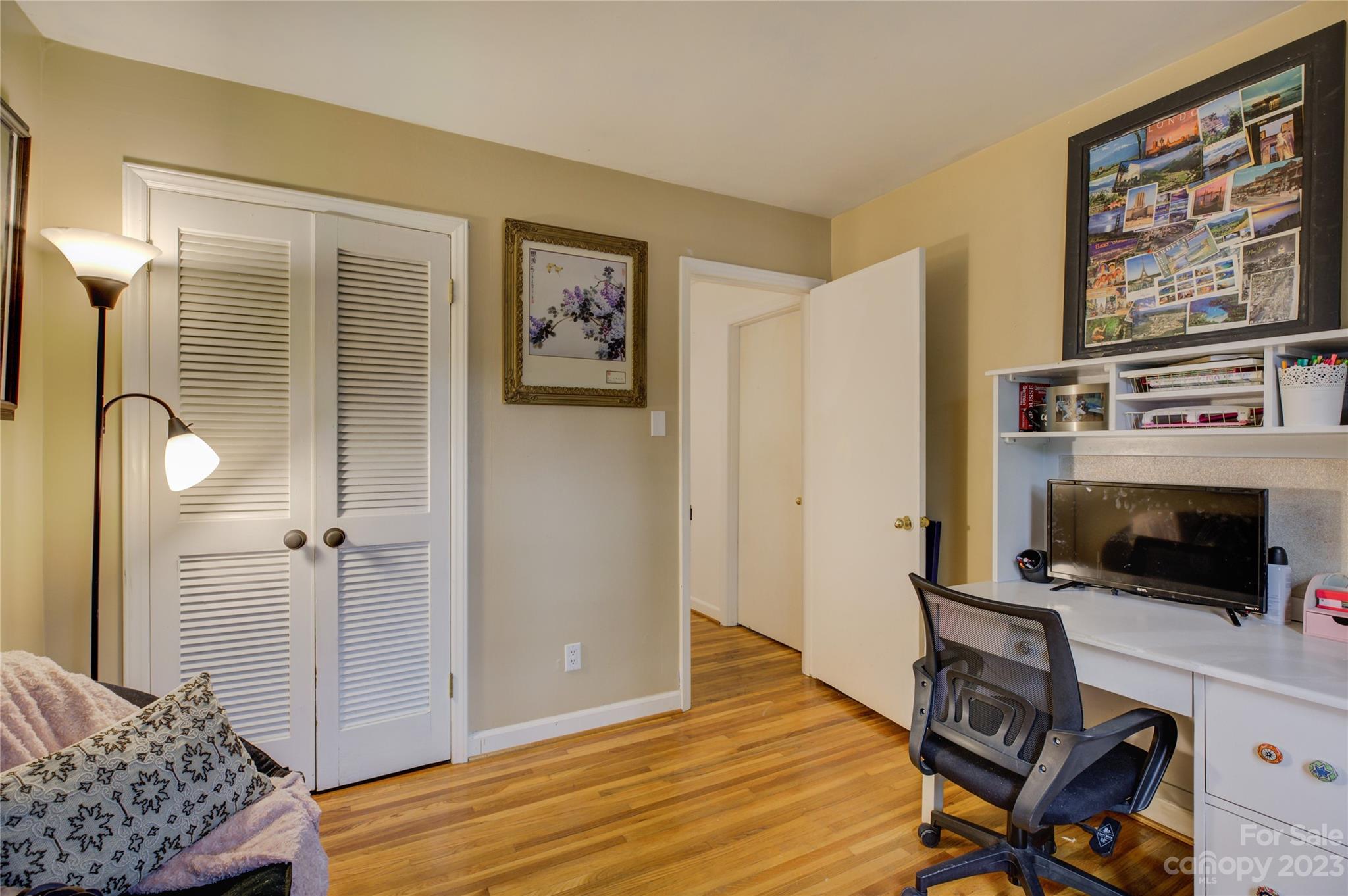 5914 Sharon Road Charlotte, NC 28210 - Photo 18 of 31 Gallery Image 18