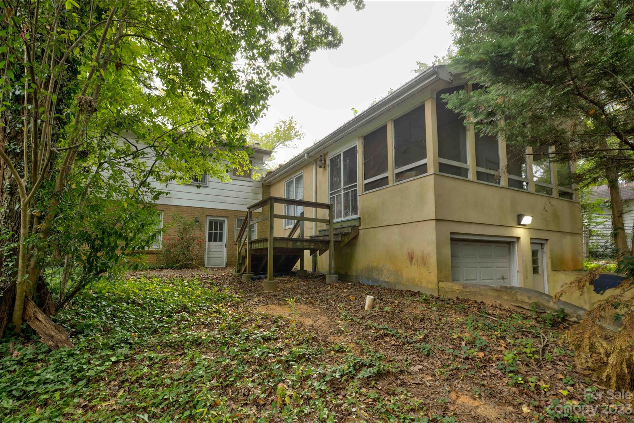 5914 Sharon Road Charlotte, NC 28210 - Photo 29 of 31 Gallery Image 29