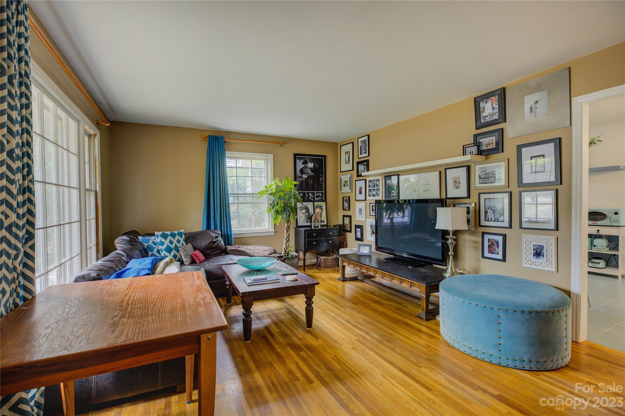5914 Sharon Road Charlotte, NC 28210 - Photo 3 of 31 Gallery Image 3