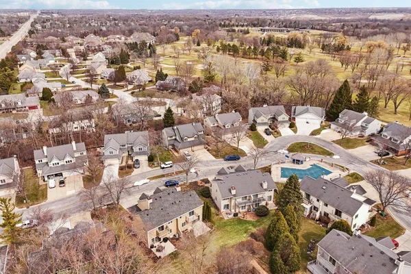 $329,900 | 7533 Tuckaway Creek Drive, Franklin, WI 53132