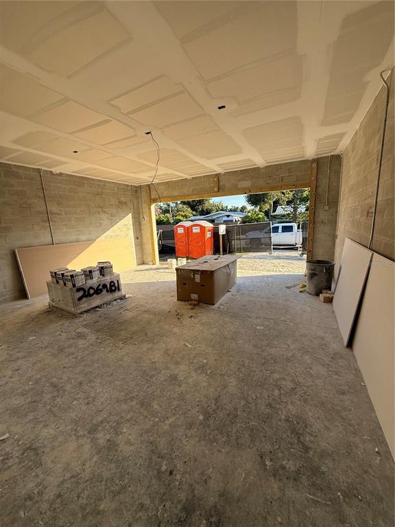 2069 Hibiscus Street Sarasota, FL 34239 - Photo 7 of 21