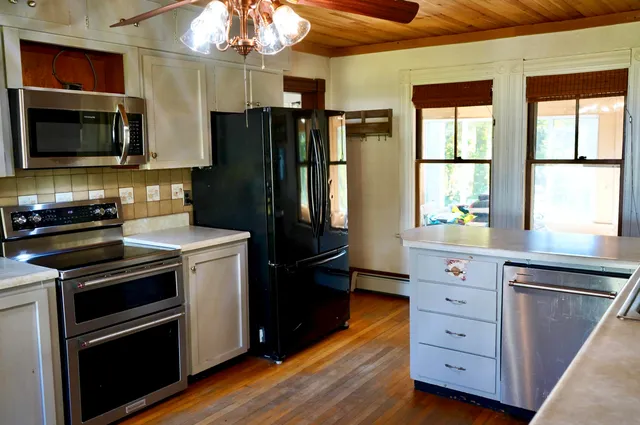 $289,900 | 14 Main Street, Detroit, ME 04929