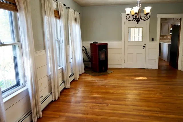 $289,900 | 14 Main Street, Detroit, ME 04929