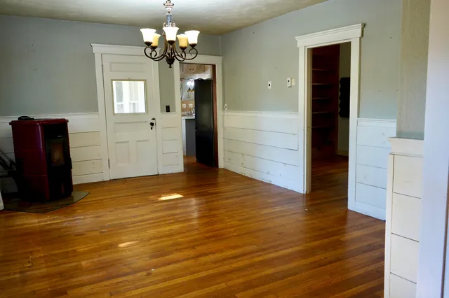 $289,900 | 14 Main Street, Detroit, ME 04929