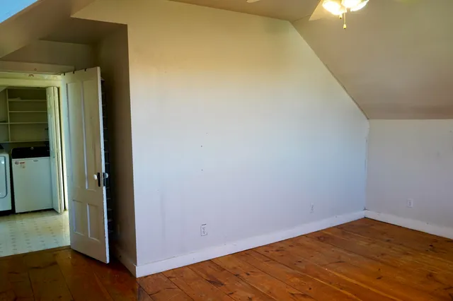 $289,900 | 14 Main Street, Detroit, ME 04929