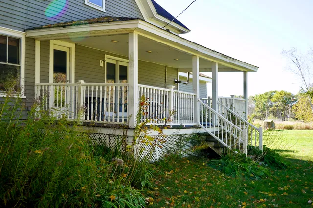 $289,900 | 14 Main Street, Detroit, ME 04929