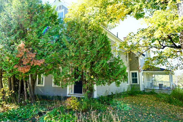 $289,900 | 14 Main Street, Detroit, ME 04929