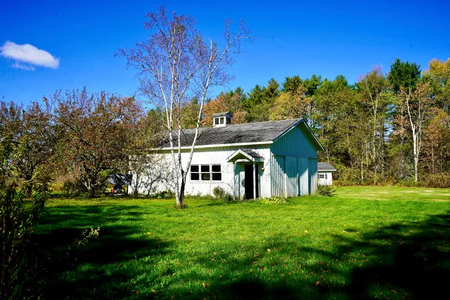 $289,900 | 14 Main Street, Detroit, ME 04929