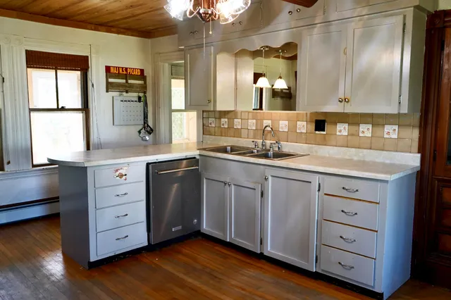 $289,900 | 14 Main Street, Detroit, ME 04929