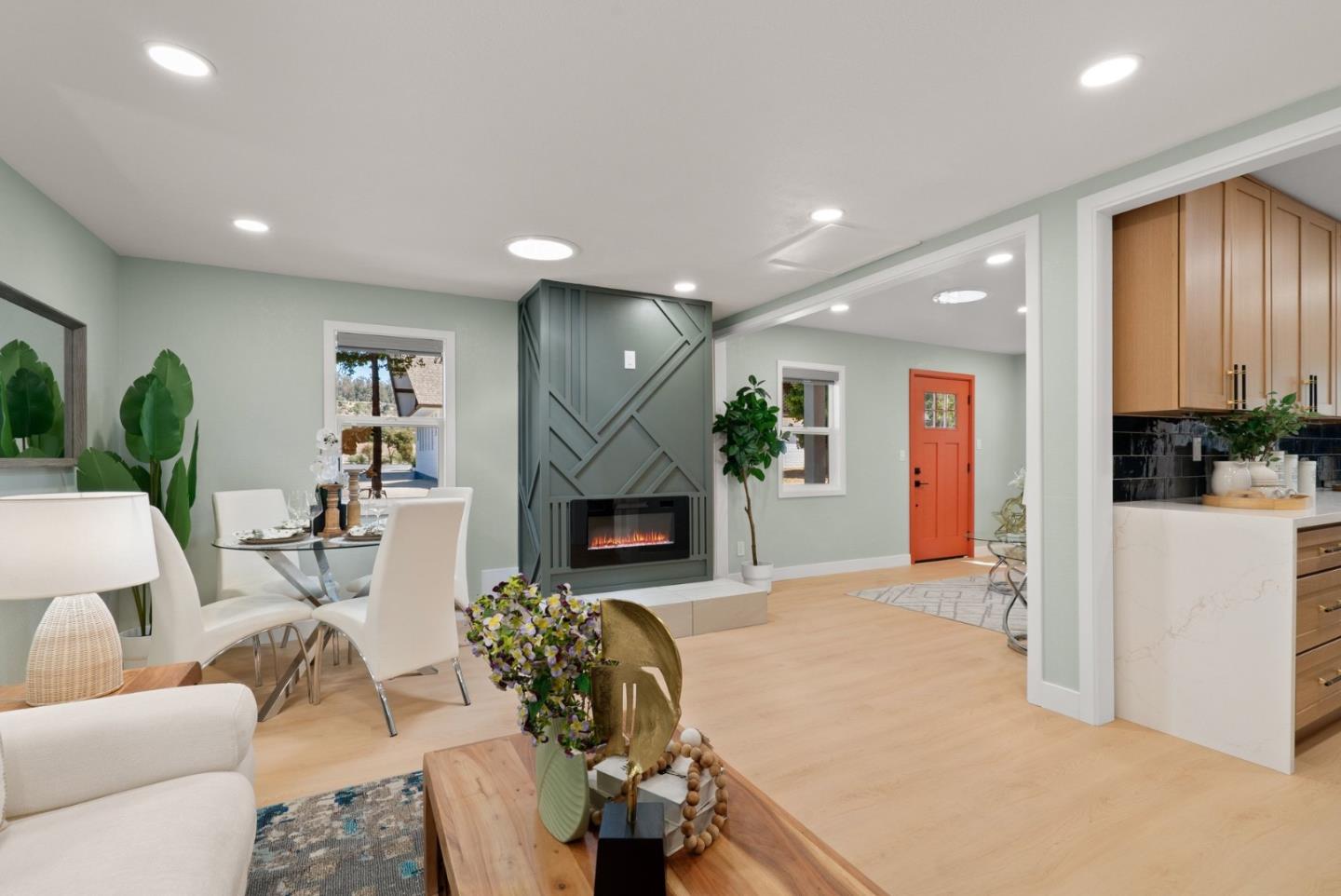 414 Roxas Street Santa Cruz, CA 95062 - Photo 12 of 61 Gallery Image 12