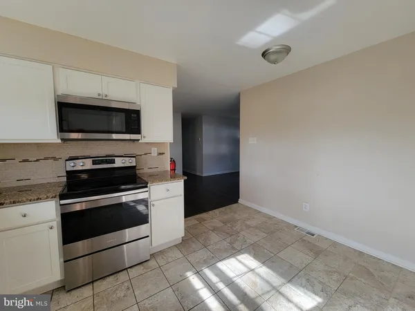 $2,500 | 11 Tobin Court, Willingboro, NJ 08046