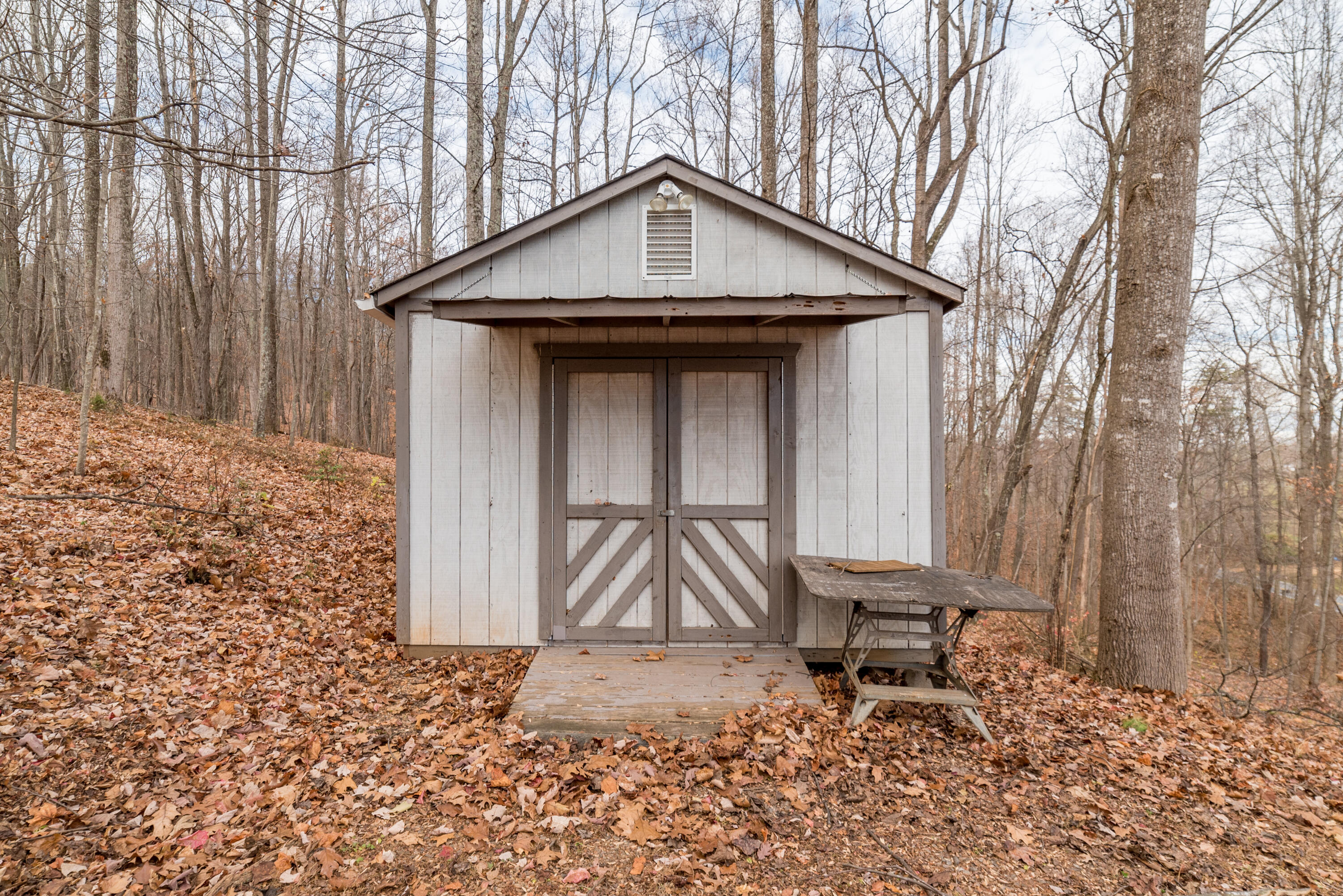 8185 Edwardsville Road Hardy, VA 24101 - Photo 33 of 40 large storage building: workshop