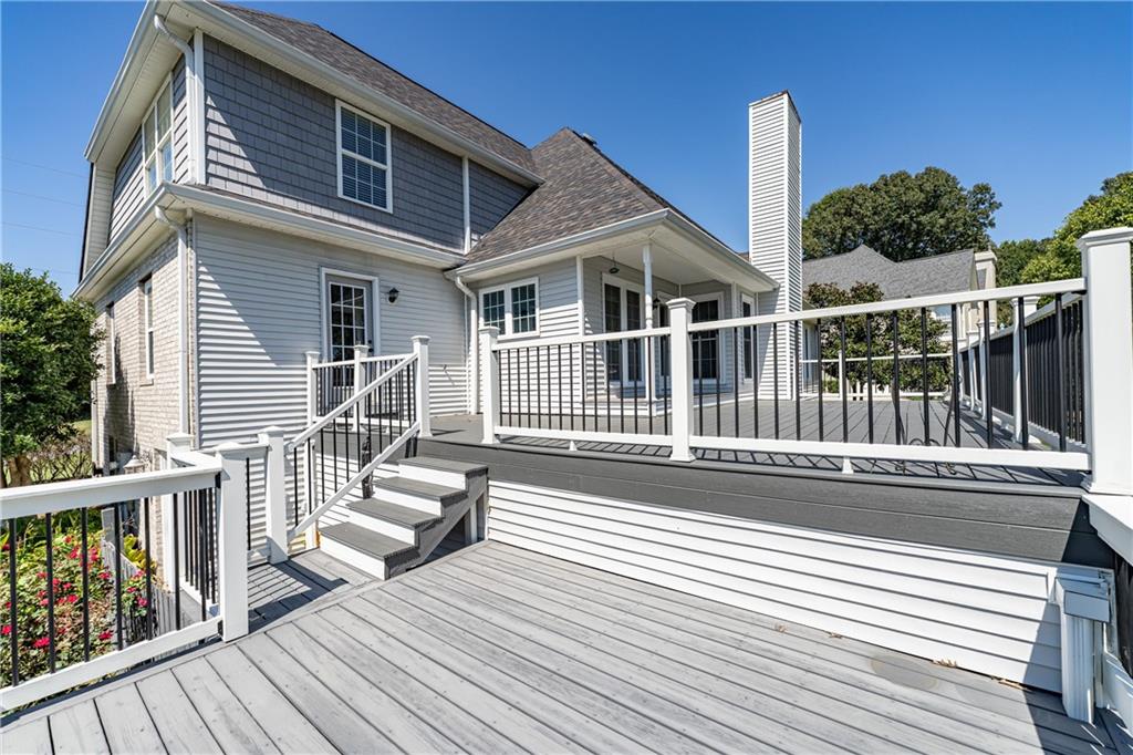 113 Warwick Way Rome, GA 30161 - Photo 44 of 49 a view of a house with wooden deck
