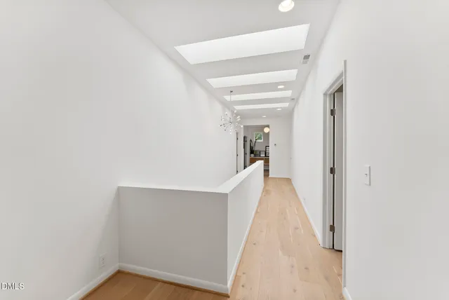 $1,259,000 | 208 Curlew Drive, Chapel Hill, NC 27517