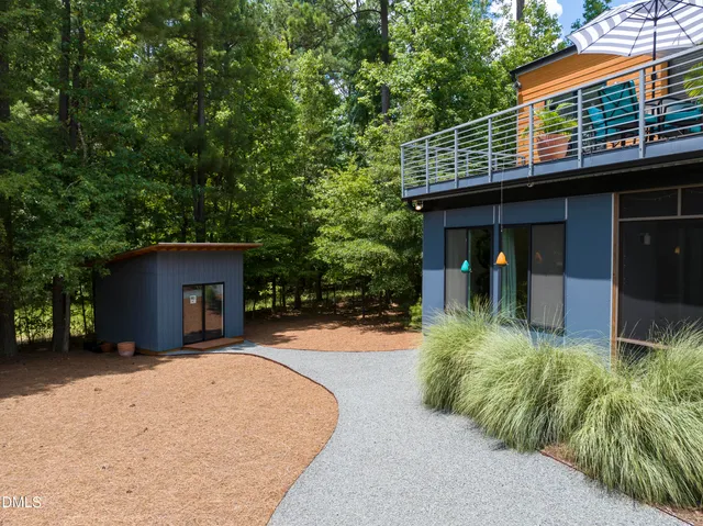 $1,259,000 | 208 Curlew Drive, Chapel Hill, NC 27517