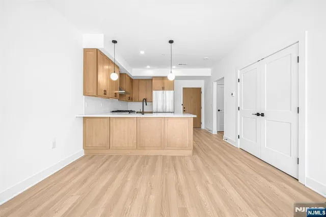 $699,000 | 106 Encampment Court, Unit 106, Towaco, NJ 07082