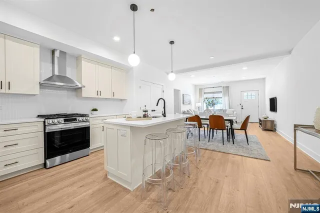 $699,000 | 106 Encampment Court, Unit 106, Towaco, NJ 07082