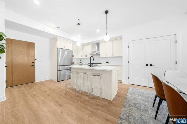 $699,000 | 106 Encampment Court, Unit 106, Towaco, NJ 07082