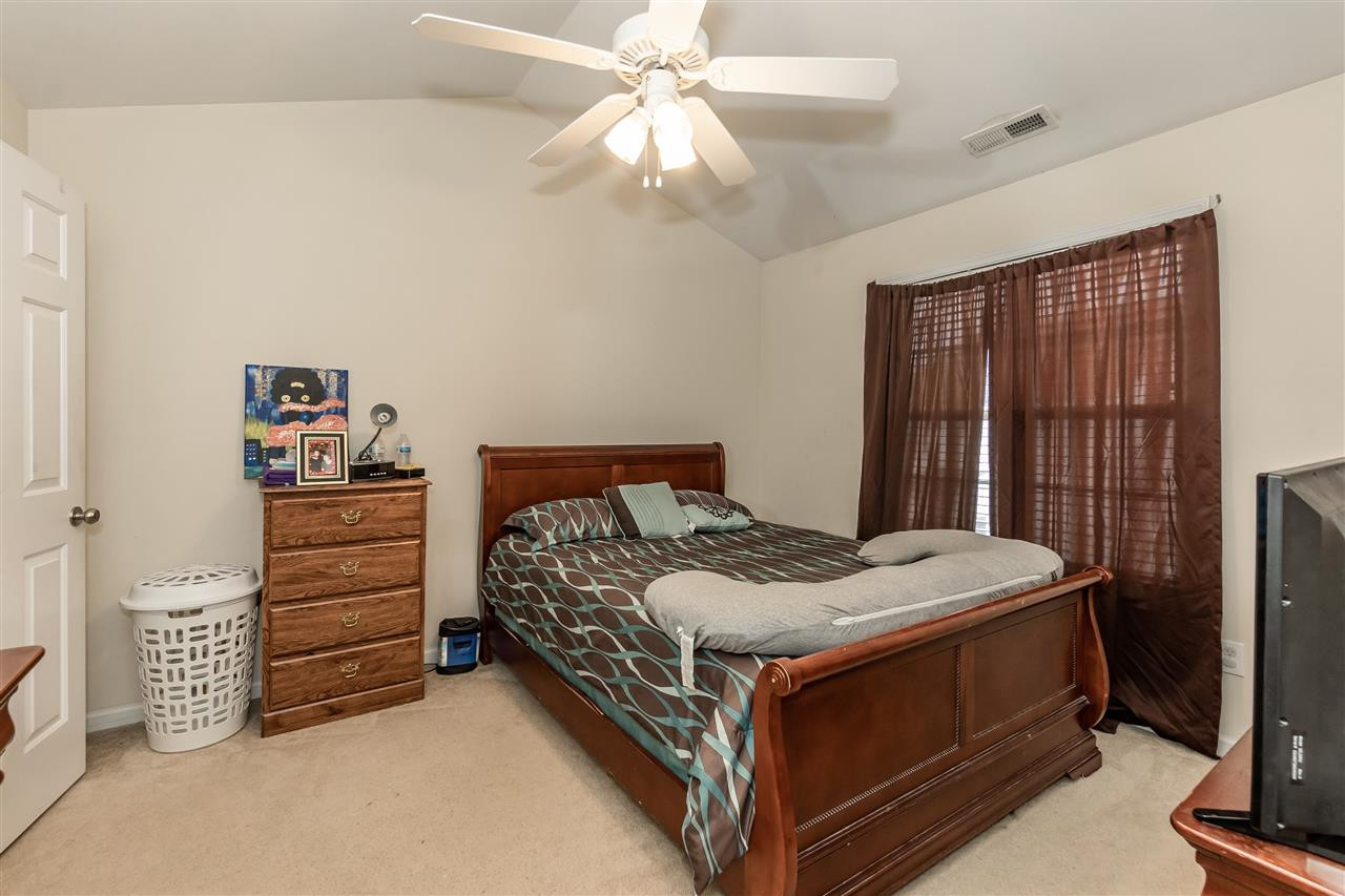 2429 Pumpkin Ridge Way Raleigh, NC 27604 - Photo 13 of 24 Photo 13