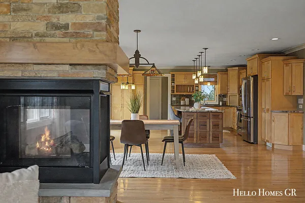 $419,900 | 5980 Parview Drive Southeast, Grand Rapids, MI 49546