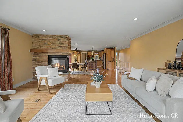 $419,900 | 5980 Parview Drive Southeast, Grand Rapids, MI 49546