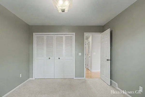 $419,900 | 5980 Parview Drive Southeast, Grand Rapids, MI 49546