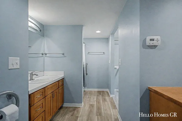 $419,900 | 5980 Parview Drive Southeast, Grand Rapids, MI 49546