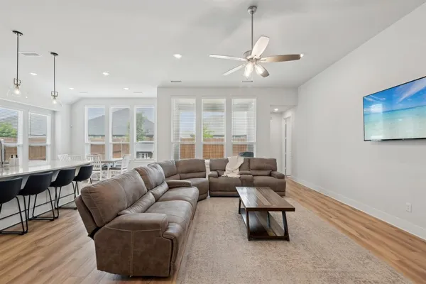 $3,695 | 453 Arcane Drive, Waxahachie, TX 75165