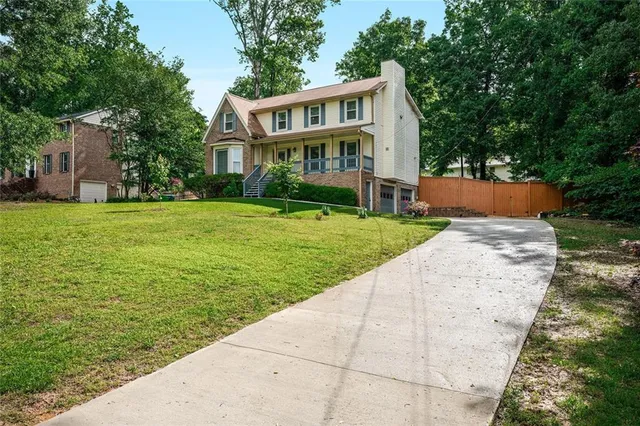 a view of a house with garden