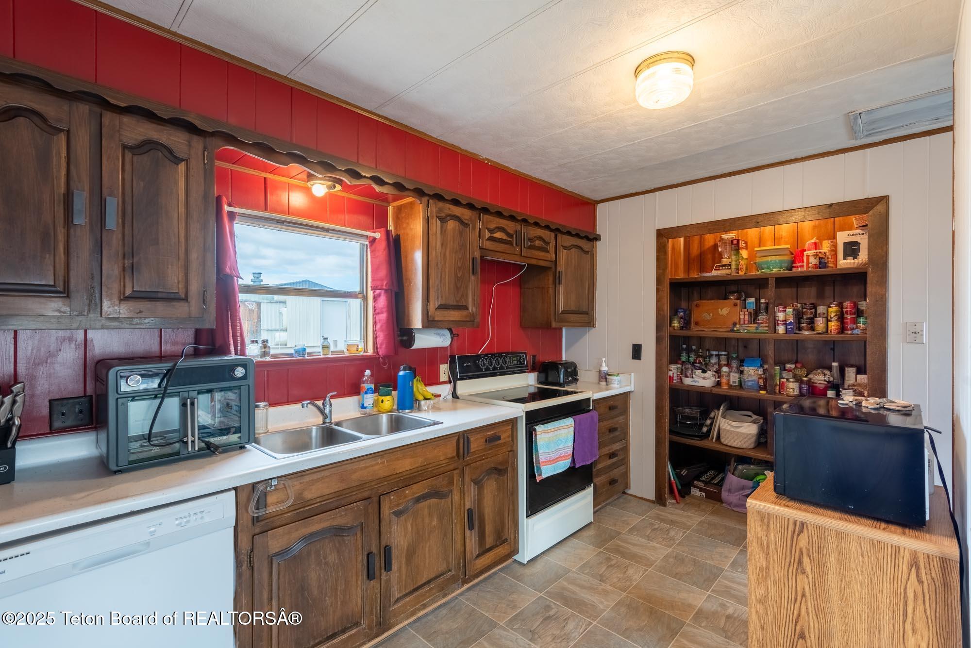 44 12th Street Marbleton, WY 83113 - Photo 6 of 23 DSC_0306-HDR