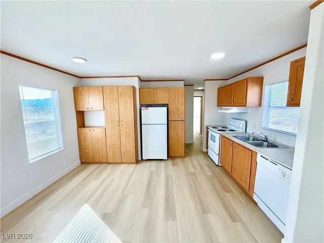 $1,350 | 4210 East Cheyenne Way, Pahrump, NV 89061