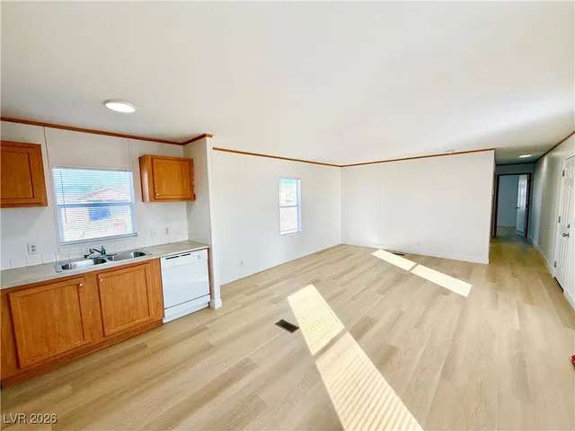 $1,350 | 4210 East Cheyenne Way, Pahrump, NV 89061