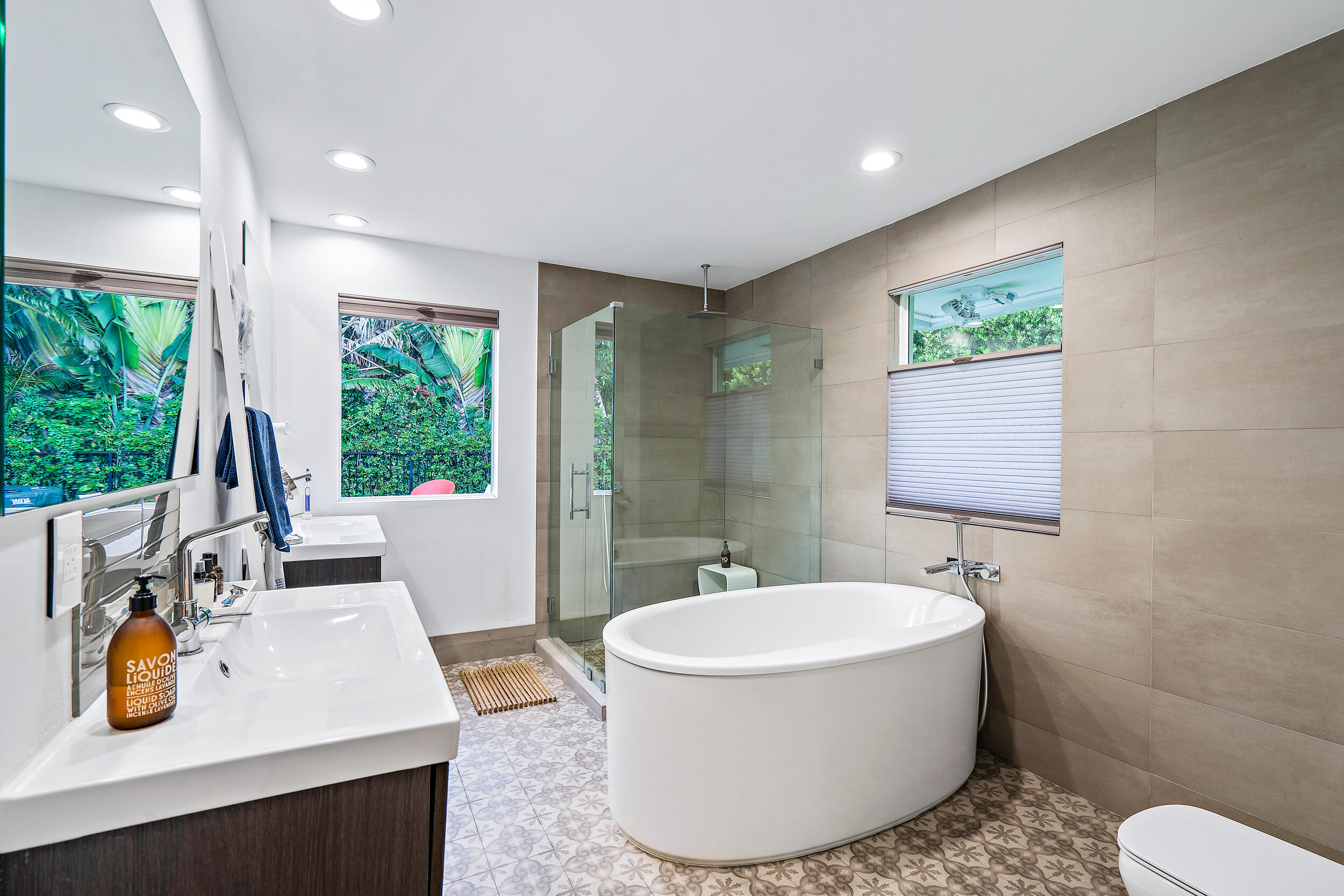 905 Elderberry Way Boca Raton, FL 33486 - Photo 19 of 39 OWNER'S SUITE BATH