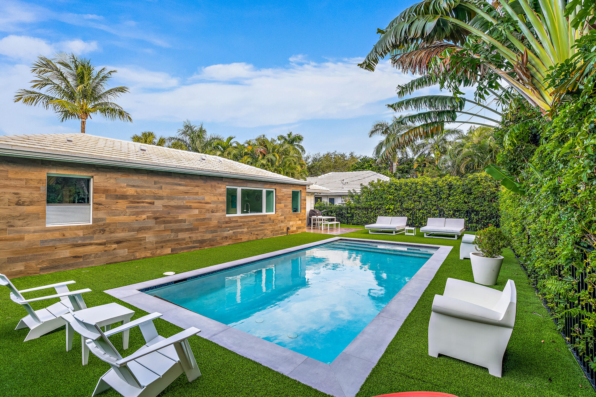 905 Elderberry Way Boca Raton, FL 33486 - Photo 26 of 39 STUNNING SALT WATER POOL