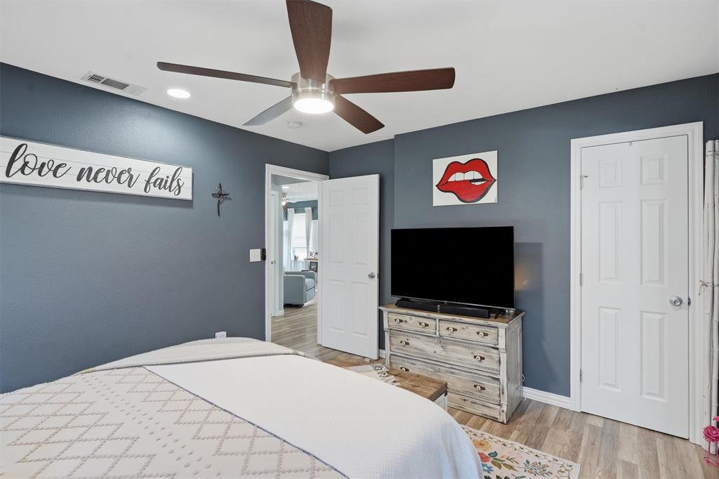 201 Spring Valley Azle, TX 76020 - Photo 19 of 37 Gallery Image 19