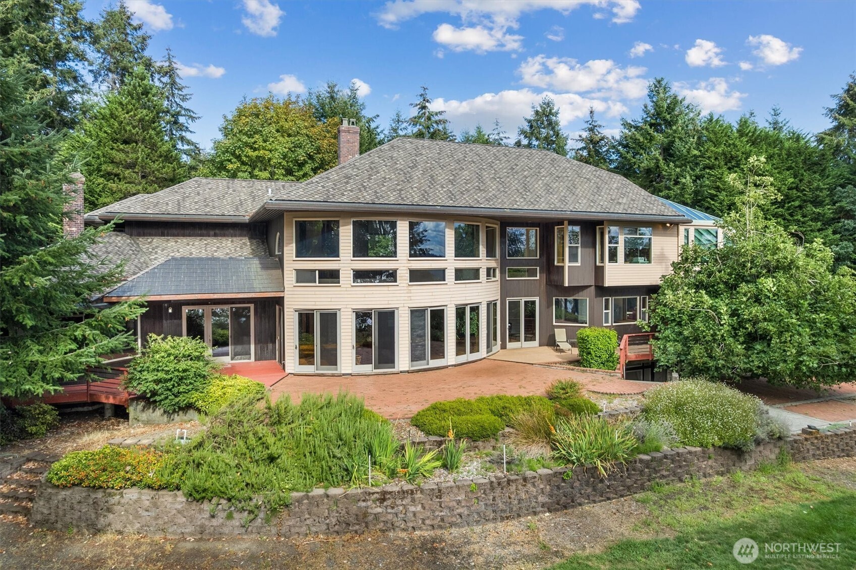 14405 Southwest Pohl Road Vashon, WA 98070 - Photo 1 of 40 Gallery Image 1