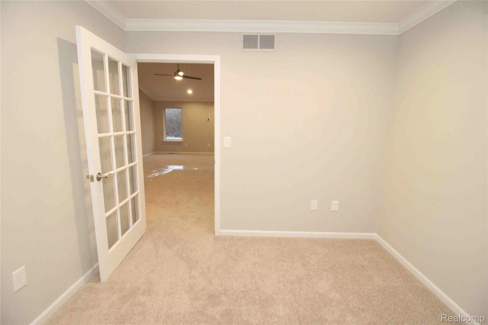 51105 Baker Road New Baltimore, MI 48047 - Photo 12 of 49 IMG_3873.jpeg