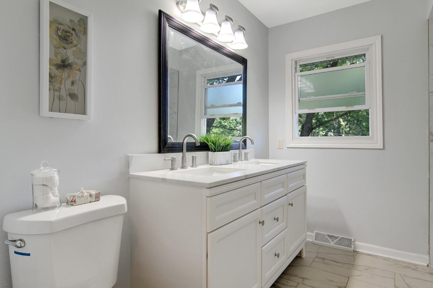 940 South Ridge Street Crown Point, IN 46307 - Photo 13 of 28 1500x998