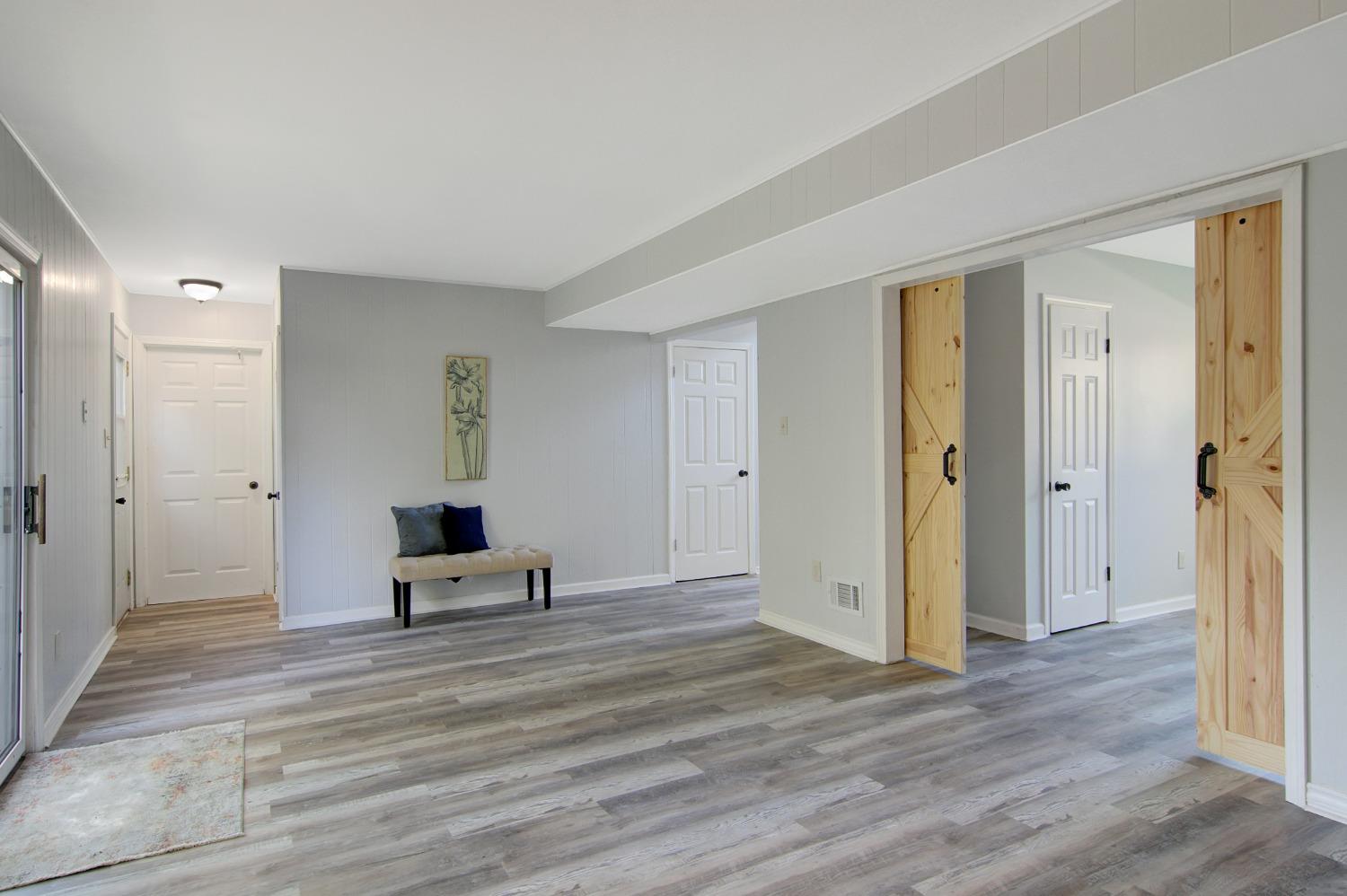 940 South Ridge Street Crown Point, IN 46307 - Photo 23 of 28 1500x998