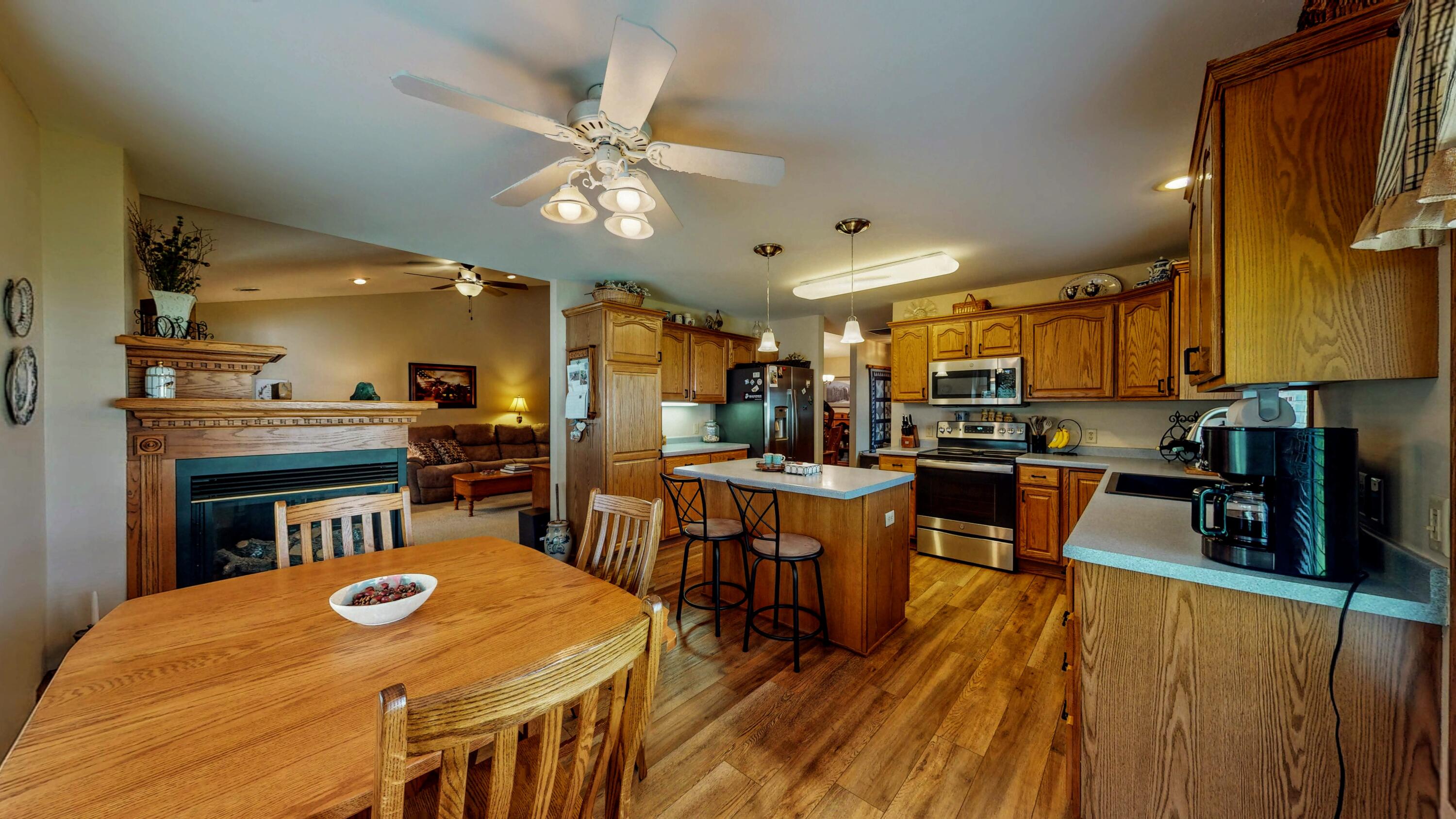 1505 Raveen Street Fort Atkinson, WI 53538 - Photo 4 of 58 1505-Raveen-Street-Fort-Atkinson-0625202