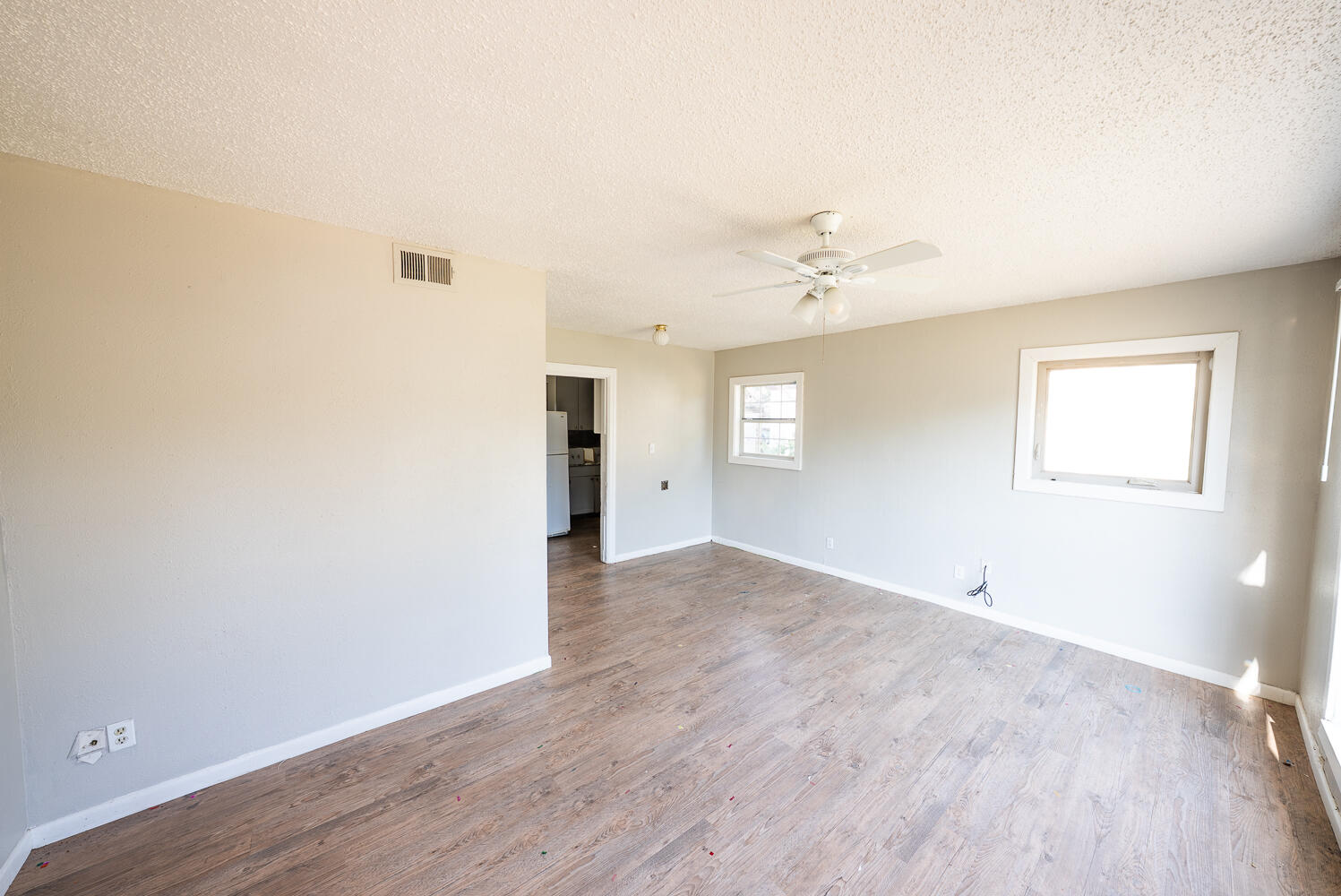 1313 25th Street Lubbock, TX 79411 - Photo 3 of 11 DSC01616