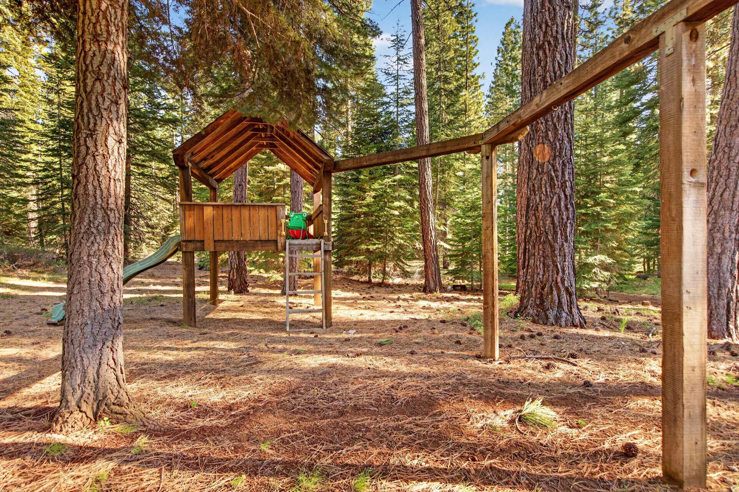 463-000 Moonlight Ranch Rd Westwood Road Susanville, CA 96130 - Photo 31 of 46 a house view with a outdoor space