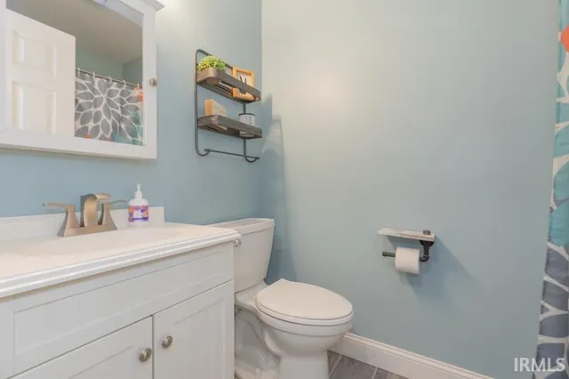 $480,000 | 9611 Highway 66, Wadesville, IN 47638