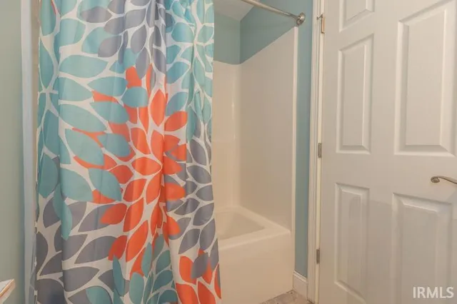 $480,000 | 9611 Highway 66, Wadesville, IN 47638