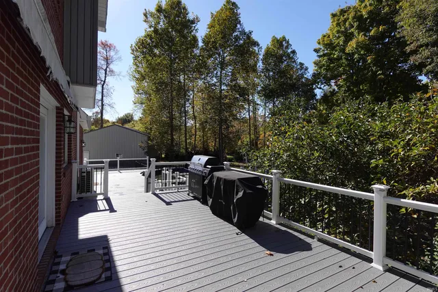 $480,000 | 9611 Highway 66, Wadesville, IN 47638