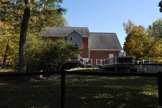 $480,000 | 9611 Highway 66, Wadesville, IN 47638