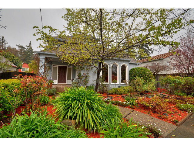320 Edgewood Road Redwood City, CA 94062 - Photo 1 of 20 Gallery Image 1